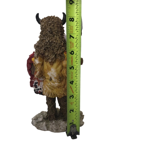 Native American Indian Figurine Sculpture Holding Spear - Picture 12 of 12